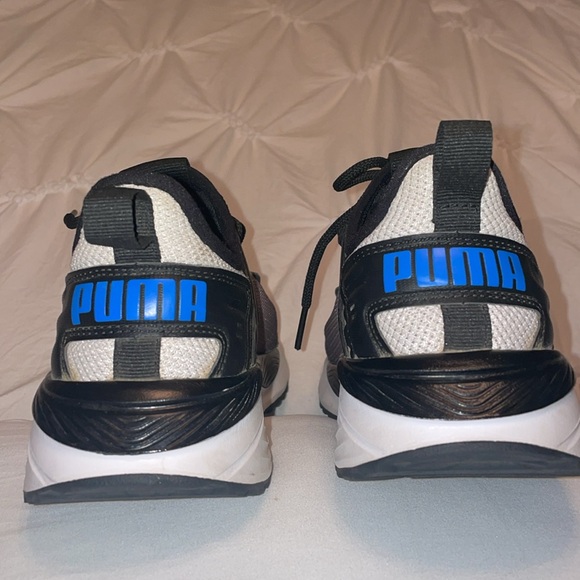 Puma - youth size 6. Great used condition. - Picture 2 of 12